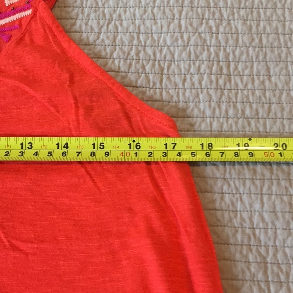 Red Camel Tank Top - Picture 7 of 7